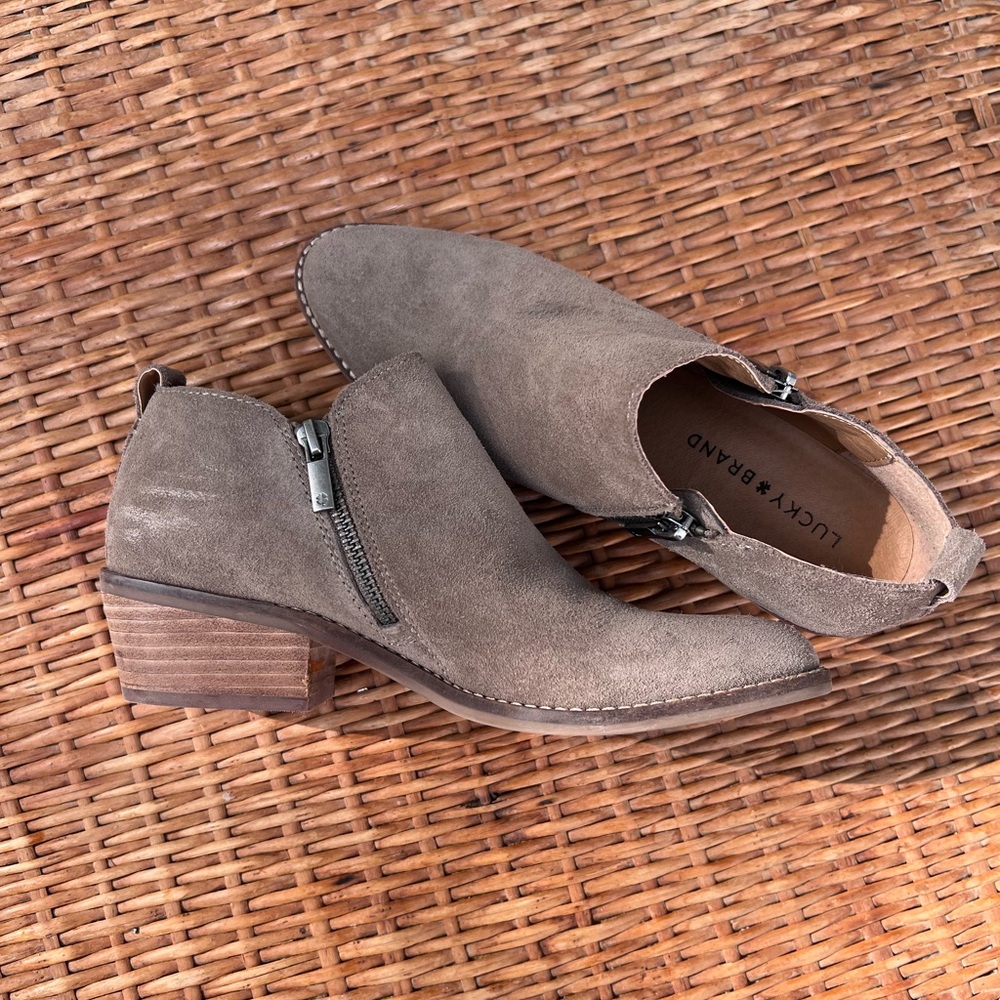 Lucky Brand Women's Taupe Ankle Booties